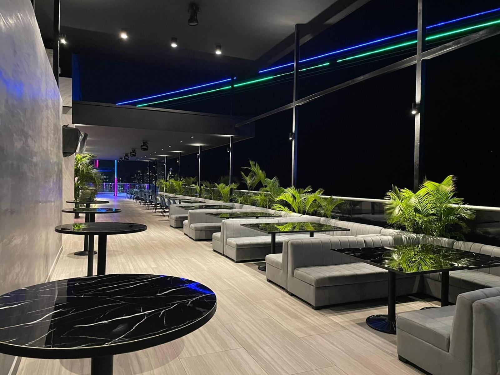 Moderno Apartamento En Avenida Balboa Ciudad de Panamá Exterior foto